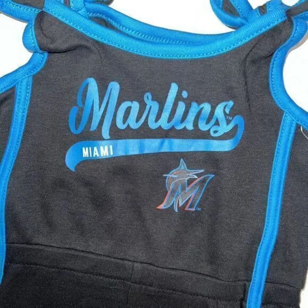 MLB dress your